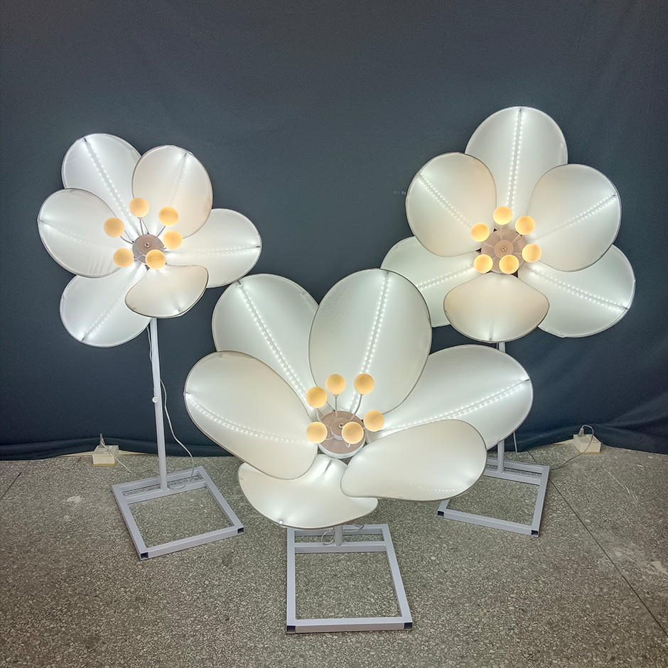 Camellia Set Three Decorative Lights