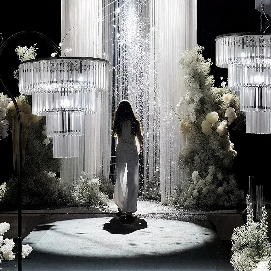 Four Layer Crystal Road Guide Light