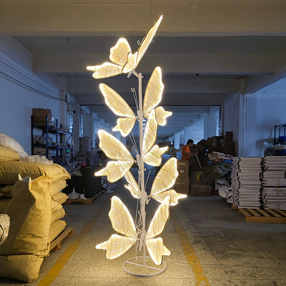Five Headed Butterfly Pillar