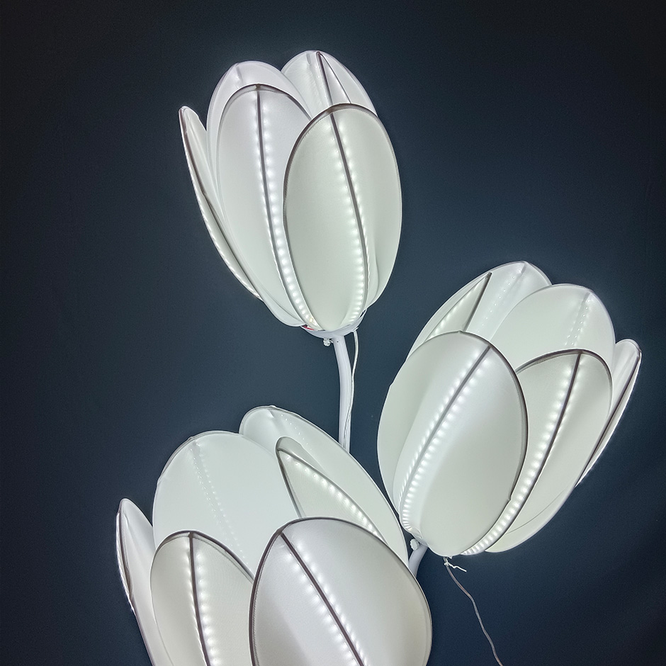 Tulip Decorative Lamp