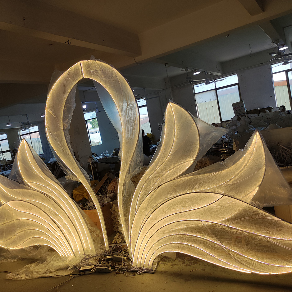 Swan Background Decorative Light