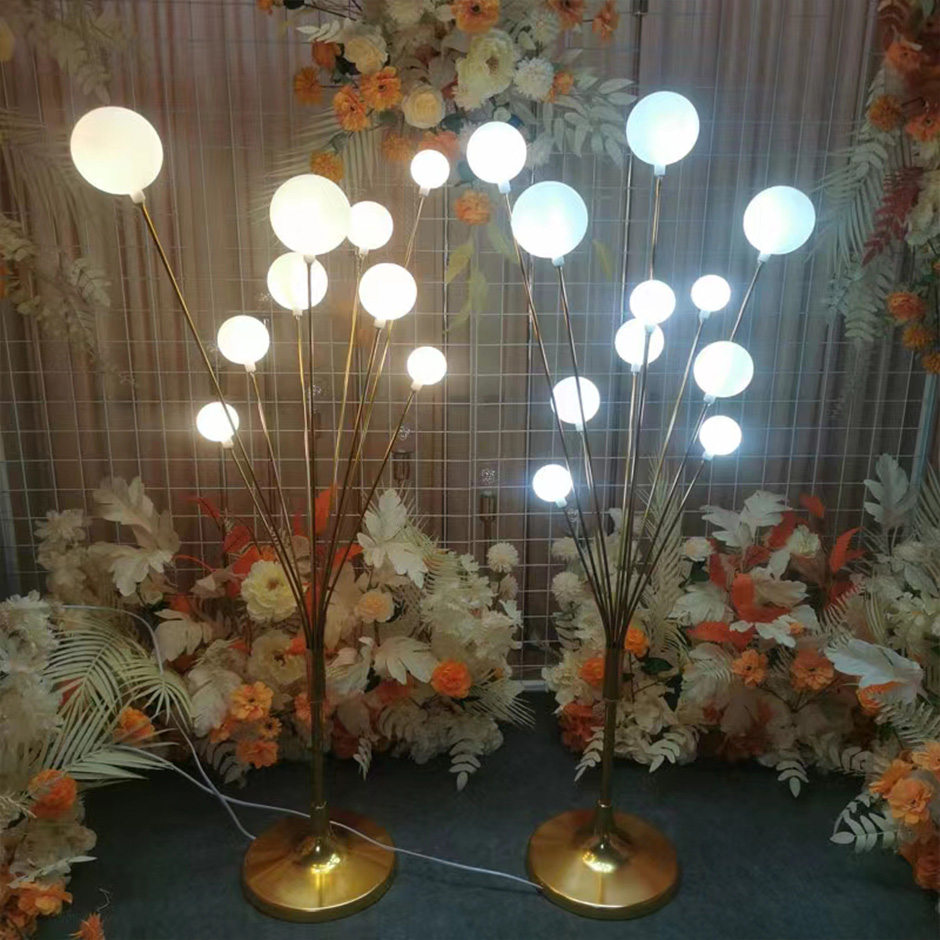 Apple Tree Road Light