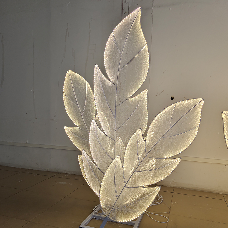 Maple Leaf Decorative Lamp